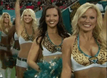 jacksonville jaguars cheerleaders dance