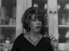 Liz Taylor Elizabeth Taylor GIF - Liz Taylor Elizabeth Taylor Whos Afraid Of Virginia Woolf GIFs