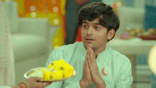 Yuvaan Banni Chow Home Delivery GIF - Yuvaan Banni Chow Home Delivery Pravisht Mishra GIFs