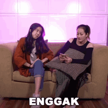 Enggak Keisya GIF - Enggak Keisya Hits Records GIFs
