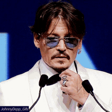 Johnny Depp Deauville2019 GIF - Johnny Depp Deauville2019 Beard GIFs
