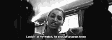Beyonce Sorry GIF - Beyonce Sorry Lookin At My Watch GIFs