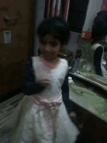 Victory Dance Peace Sign GIF - Victory Dance Peace Sign Little Girl GIFs