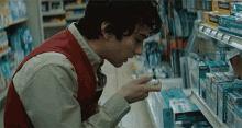 Asthmatic Spencer Gilpin GIF - Asthmatic Spencer Gilpin Alex Wolff GIFs