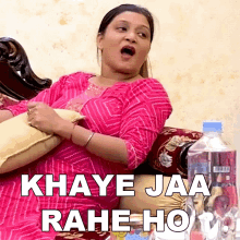 Khaye Jaa Rahe Ho Aeshna GIF - Khaye Jaa Rahe Ho Aeshna Cute Sisters GIFs