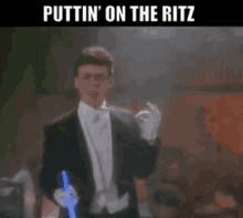 Taco Puttin On The Ritz GIF - Taco Puttin On The Ritz Make It Rain GIFs