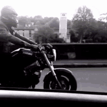 Ducati Riding GIF - Ducati Riding Motorcycle GIFs
