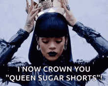 Crown Rihanna GIF - Crown Rihanna GIFs