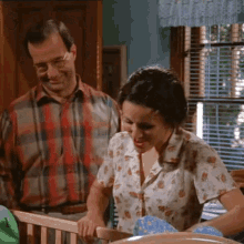 Seinfeld Elaine GIF - Seinfeld Elaine Disgusted GIFs