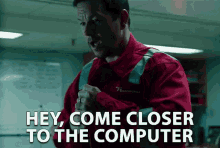 Come Closer To The Computer I Cant See You GIF - Come Closer To The Computer I Cant See You Come Closer GIFs