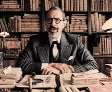 The Grand Budapest Hotel Throw Cat GIF - The Grand Budapest Hotel Throw Cat Jeff Goldblum GIFs