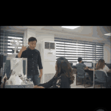 Tryx Drayber GIF - Tryx Drayber Pose GIFs