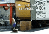 Movers Furniture GIF - Movers Furniture Bad GIFs