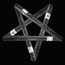 a pentagram made out of cigars with the number 40 on the label