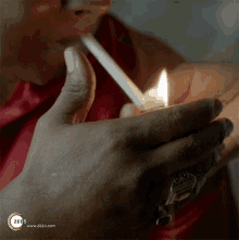 धूम्रपान Lalbazaar GIF - धूम्रपान Lalbazaar चिगरेट्टे GIFs