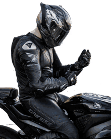 fully geared motorbike lets go honda dunlop