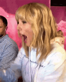 Taylor Swift Shocked GIF - Taylor Swift Shocked What GIFs