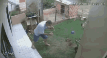 Yard Explosion Explode Quintal GIF