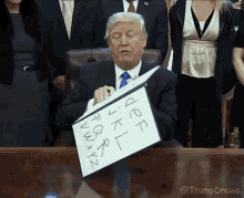 Trump Draws Clap GIF - Trump Draws Clap Smile GIFs