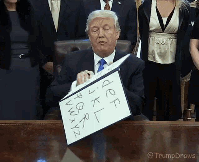 Trump Draws Clap GIF - Trump Draws Clap Smile & GIFs