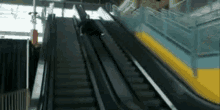 Escalator In GIF - Escalator In Entrace GIFs