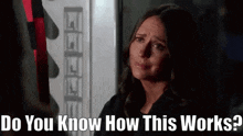 911 Show Maddie Buckley GIF - 911 Show Maddie Buckley Do You Know How This Works GIFs