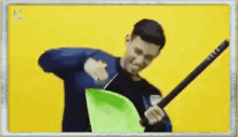 Dustpan Mikee Sibayan GIF - Dustpan Mikee Sibayan Pop Rock Idol GIFs