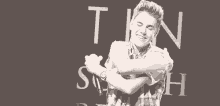 Bieber Self-hug GIF - Hug Justinbieber Abrazos GIFs
