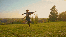 Spinning Meadow GIF - Spinning Meadow Spin GIFs