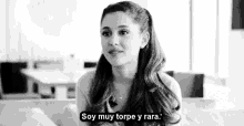 Ariana Grande Es Torpe GIF - Rara Ariana Grande Soy Torpe GIFs