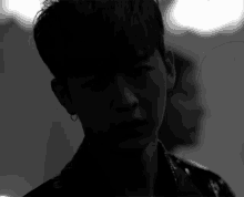 Yunhyeong Ikon Handsome Apology Intense GIF - Yunhyeong Ikon Handsome Apology Intense GIFs