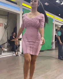 Chv Tv Host GIF - Chv Tv Host Sexy Dress GIFs