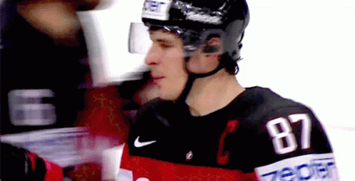 Iihf Sidney Crosby GIF - Iihf Sidney Crosby Team Canada - Discover