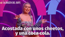 Yari Mejia Acostada Con Unos Chetos GIF - Yari Mejia Acostada Con Unos Chetos Coca Cola GIFs
