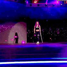 Sasha Banks Crutches GIF - Sasha Banks Crutches Crutch GIFs