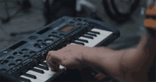 Keyboard Synthesizer GIF - Keyboard Synthesizer Music GIFs