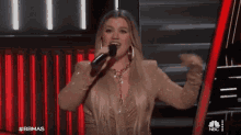Yay Kelly Clarkson GIF - Yay Kelly Clarkson Billboard Music Awards GIFs