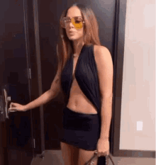 Anitta Done GIF - Anitta Done Out GIFs