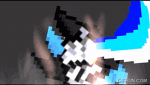 a gif that says gifrun.com on the bottom of it