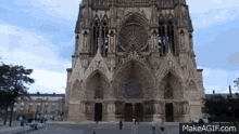 GIF