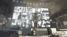 Hand Up Number1 GIF - Hand Up Number1 Gary Clark Jr GIFs