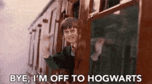 I'M Off To Hogwarts GIF - I'M Off To Hogwarts GIFs