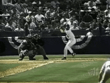 Tsuyoshi Shinjo Tsuyoshi Shinjo Mets GIF - Tsuyoshi Shinjo Tsuyoshi Shinjo Mets Bat Flip GIFs