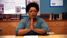 Shirley Praying GIF - Pray GIFs