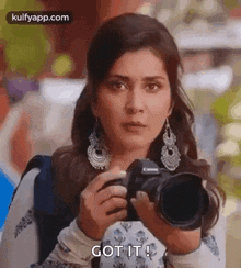 Photographer Life Raashi Khanna GIF - Photographer Life Raashi Khanna Actress GIFs