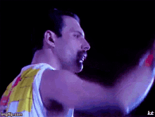 Freddie Kiss Kelsisman GIF - Freddie Kiss Kelsisman Freddie Mercury GIFs
