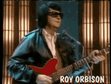 Microphone Roy Orbison GIF - Microphone Roy Orbison Guitar GIFs