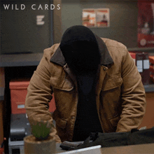 Taking The Money Wild Cards GIF - Taking The Money Wild Cards Grabbing The Cash GIFs