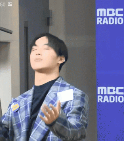 Btob Hyunsik Clapping GIF - Btob Hyunsik Btob Hyunsik - Discover ...