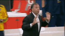 Bruce Arena GIF - Bruce Arena Hold GIFs